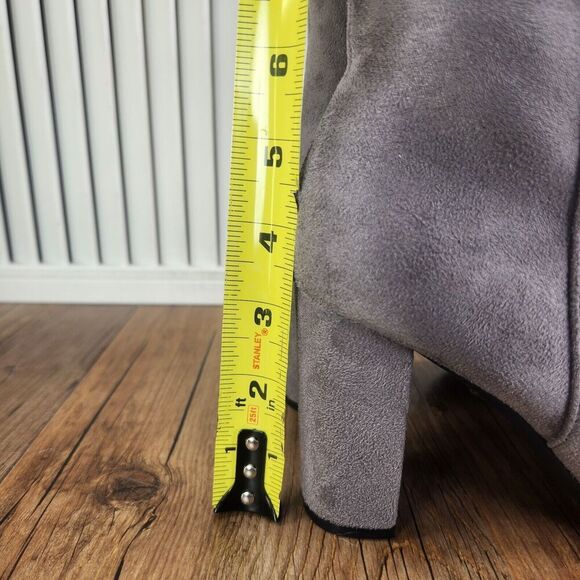 Dream Pairs Sianna Womens Sz 6 Light Gray Suede Side Zip Pointed Toe Ankle Boots - Picture 11 of 14